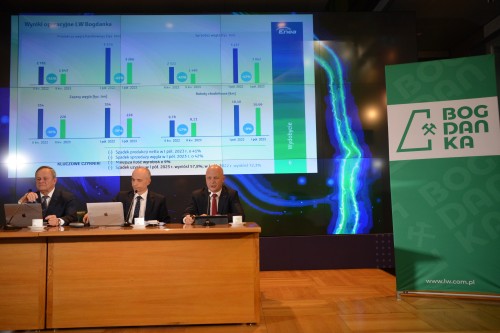 ENE_9048.JPG ENE_9048.JPG